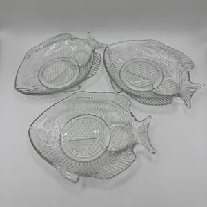 Arcoroc Vintage Set of 3 Fish Shaped Textured Glass  Plates